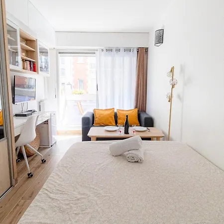 Tour Eiffel - Balcon - 16e - Calme Apartamento *