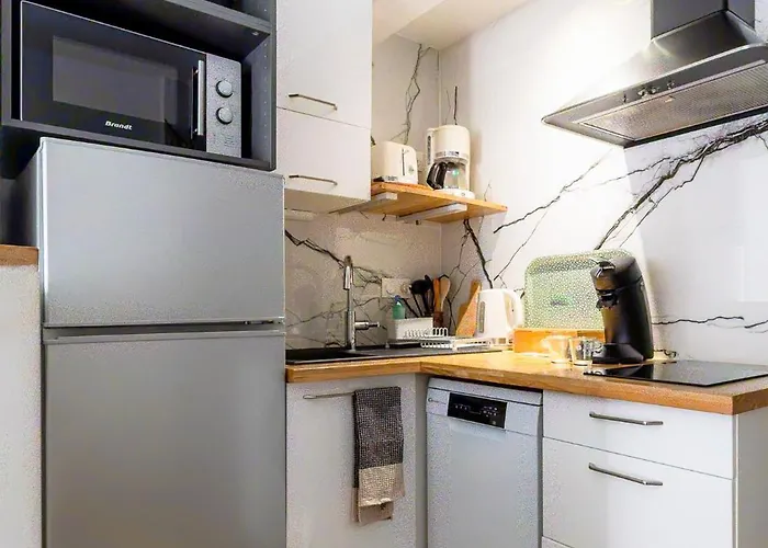 Appartement Tour Eiffel - Balcon - 16e - Calme Paris