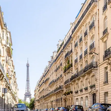 Tour Eiffel - Balcon - 16e - Calme *