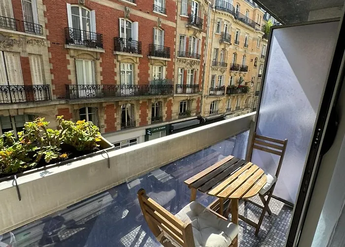 Tour Eiffel - Balcon - 16e - Calme Apartament